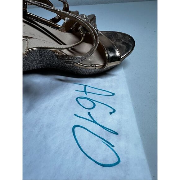 Forever Gold Rose Wedge Sandals Shoes Size 9 - Picture 10 of 11